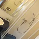 Regina Hotel 3*