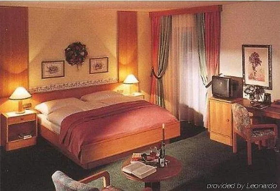 Regina 3* لوزان